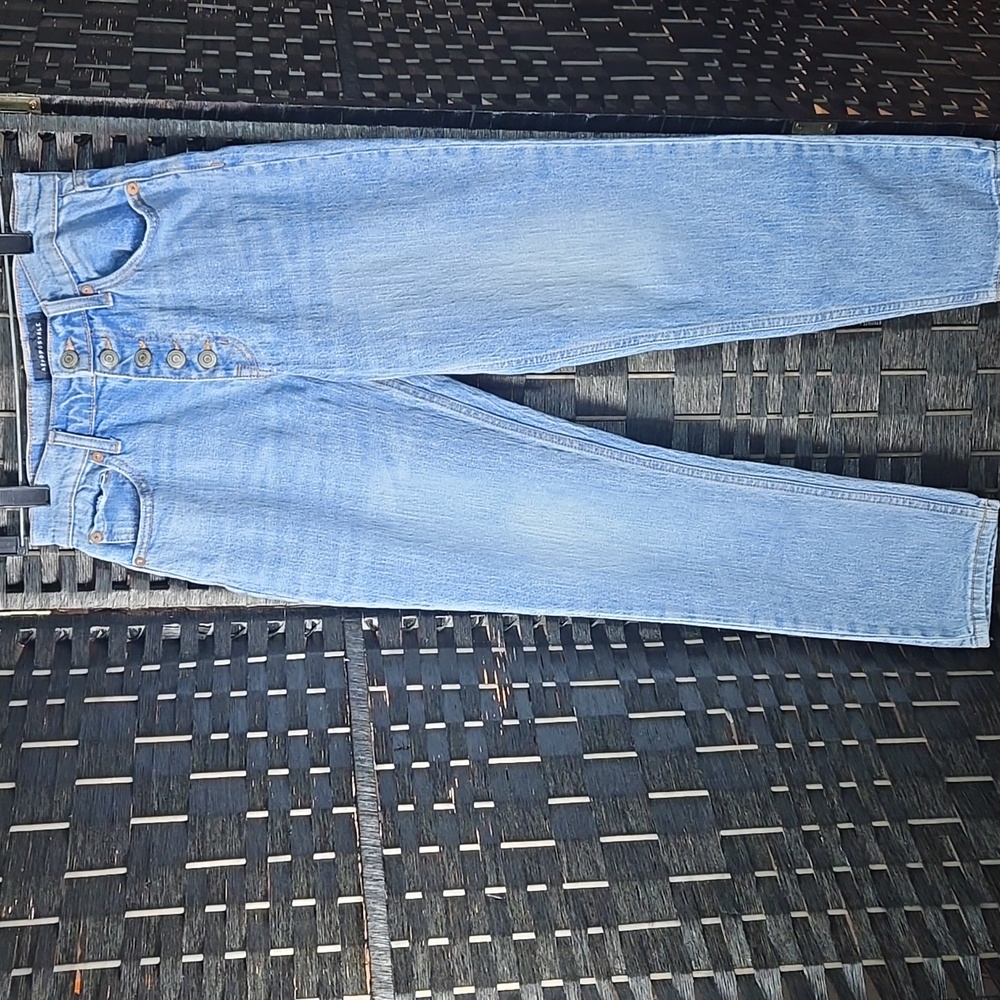 Aeropostale Light Blue Denim Mom Jeans Button Fly Size 0